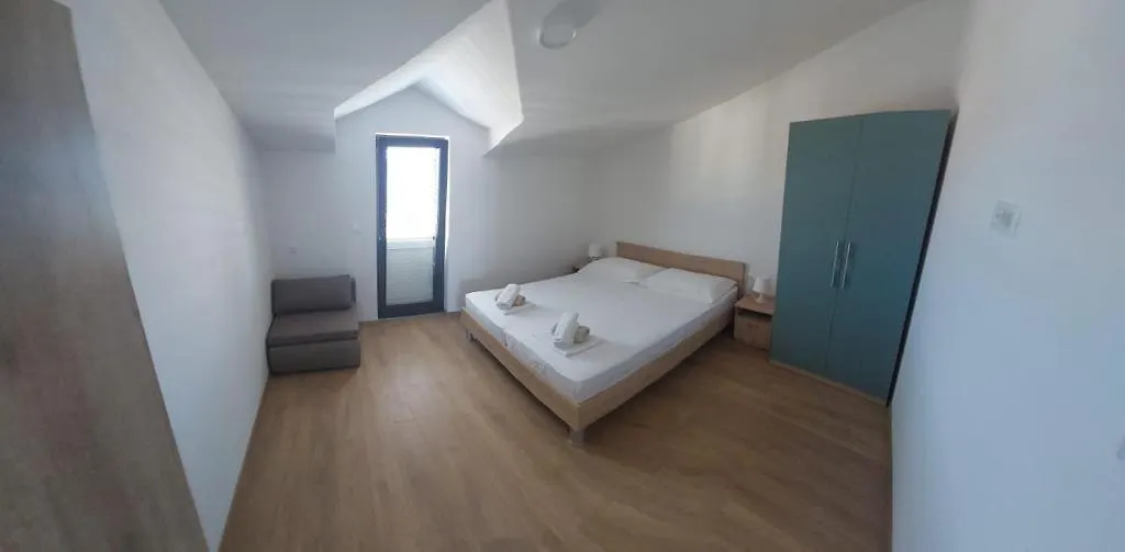 Apartments Boljat Trogir 0*,